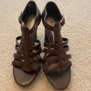 Size 7 Naturalizer Heels